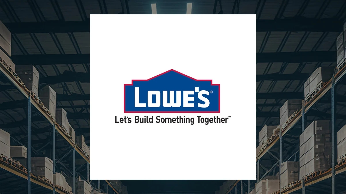 2,824 Lowe’s Companies, Inc. $LOW Shares Sold by Venture Visionary Partners LLC