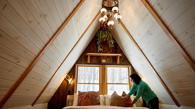 3 rules for making money on Airbnb, from a short-term-rental owner who built a business by optimizing revenue