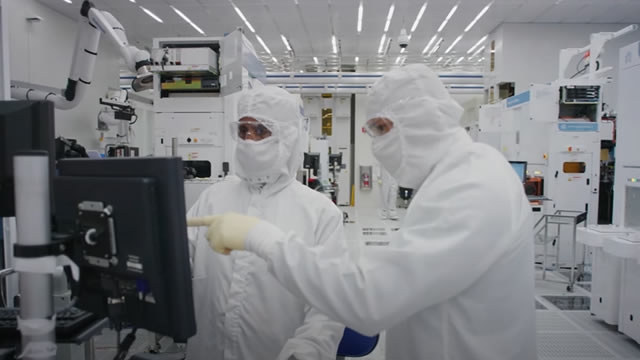 Brokers Suggest Investing in Applied Materials (AMAT): Read This Before Placing a Bet