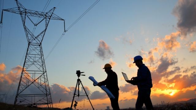 Can LNT's Infrastructure Investments Support Long-Term Growth?