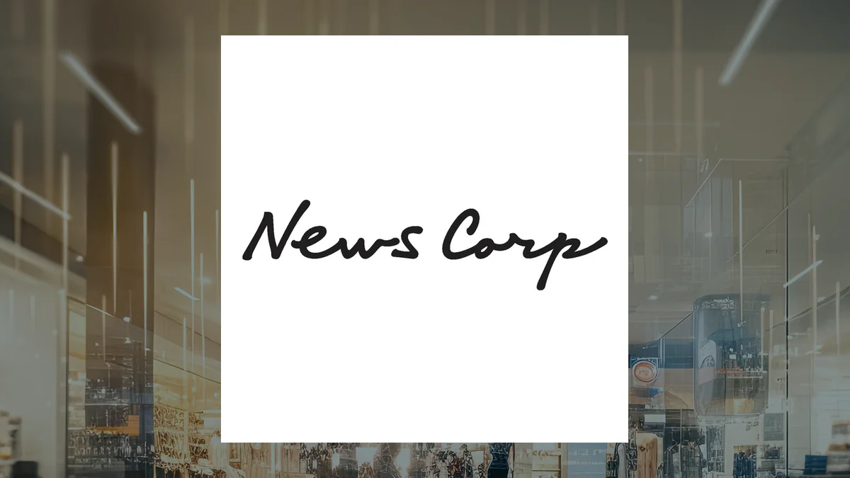 Contrasting News (NASDAQ:NWSA) & FOX (NASDAQ:FOXA)