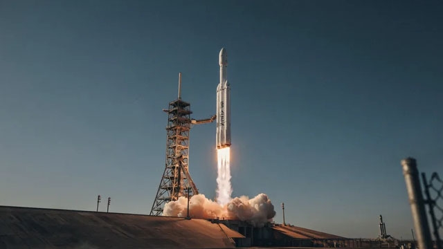 Elon Musk intensifies attack on Ambani over Starlink India launch delay