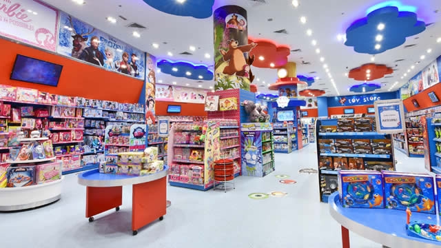 Hasbro (HAS) Advances While Market Declines: Some Information for Investors