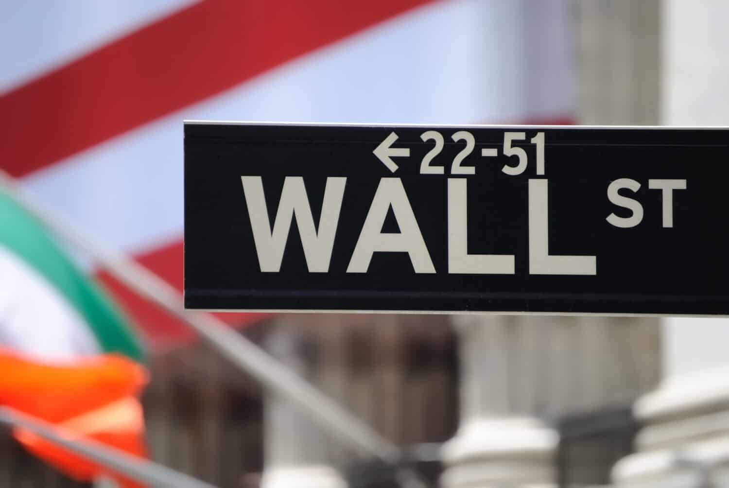 Here Are Thursday’s Top Wall Street Analyst Research Calls: CAVA Group, Constellation Brands, Goldman Sachs Group, Hub Spot, Hut 8, Paladin Technologies, NXP Semiconductor, Spotify Technology, Tyler Technologies, and More