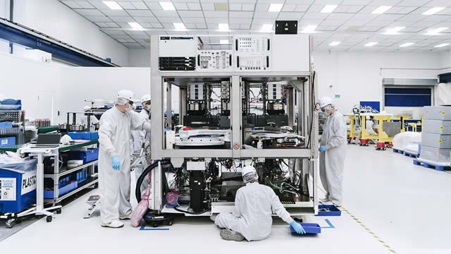 Rambus Faces Downside Risk as Memory Chip Momentum Weakens