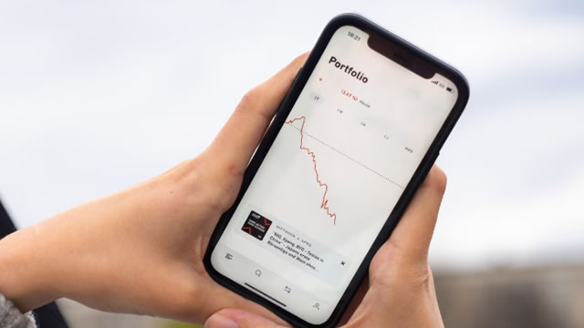 Robinhood CEO Sells $42M in Stock. No, He Didn't Cash Out of HOOD