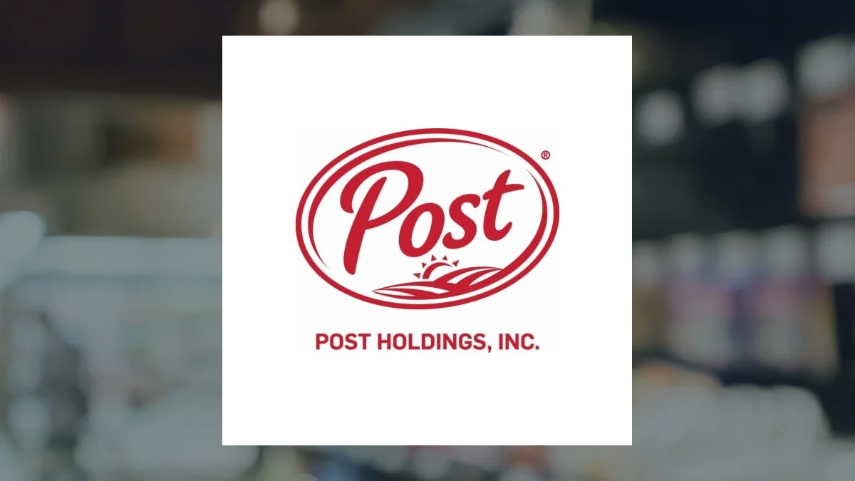 Smithfield Foods (NASDAQ:SFD) and Post (NYSE:POST) Head to Head Review