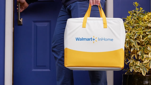 Walmart's multibillion-dollar push to replace workers with robots hits snags on dog food, cardboard boxes: report