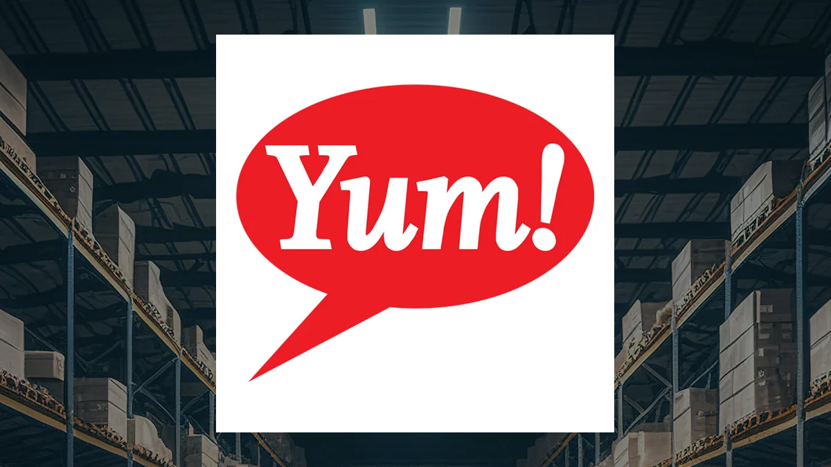 Yum! Brands, Inc. (NYSE:YUM) Stock Now Rated “Moderate Buy” by Wall Street Analysts